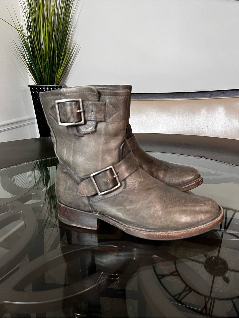 Frye 'Vicky Engineer' Boot Smoke Gray Leather Women’s Sz 7.5